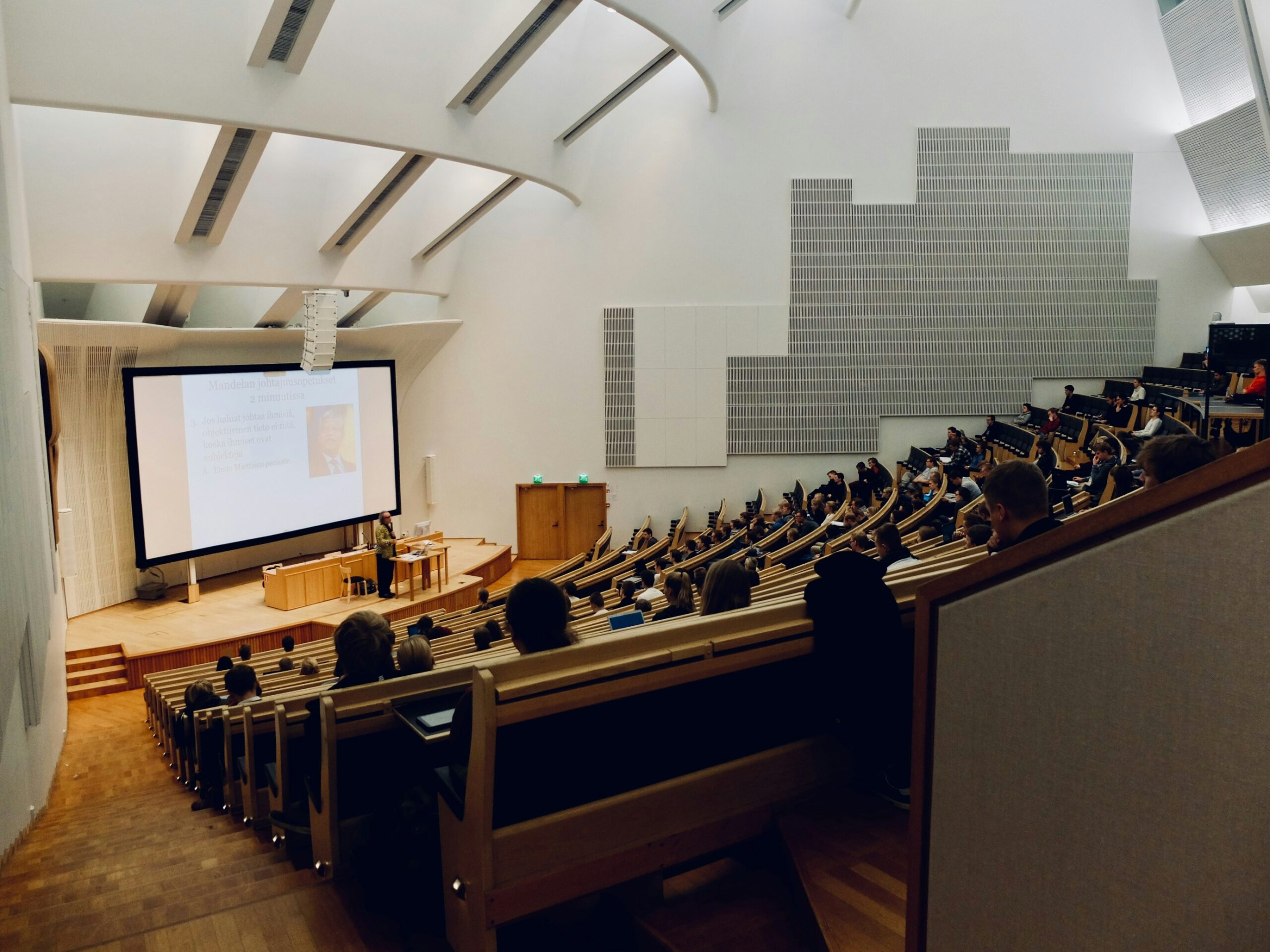 Principi per il rientro a scuola: 5 promemoria per gli studenti universitari